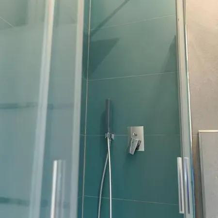Exclusive Modern *